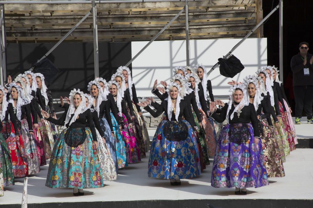 Segundo ensayo de la Gala de elección de la Bellea del Foc 2018