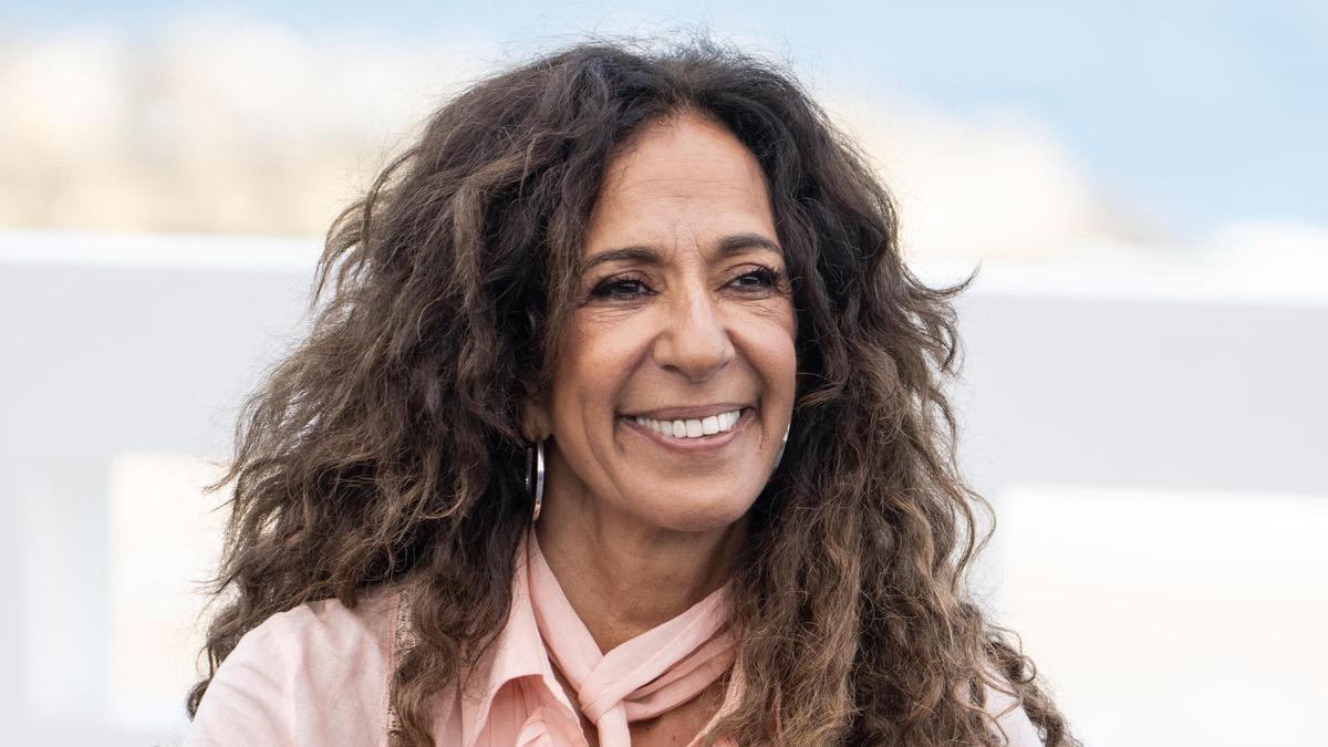 Rosario Flores disfruta del verano con su plan favorito