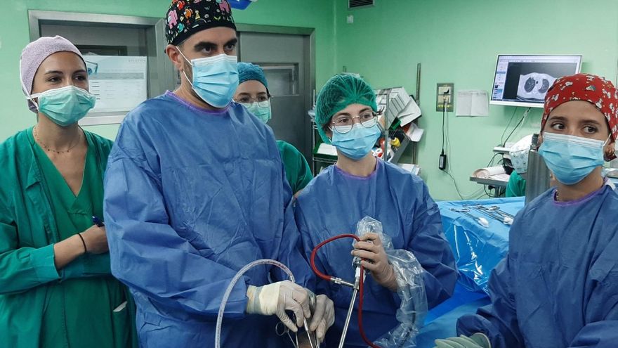 Alicante aplica una técnica que reduce la extirpación en cáncer de pulmón