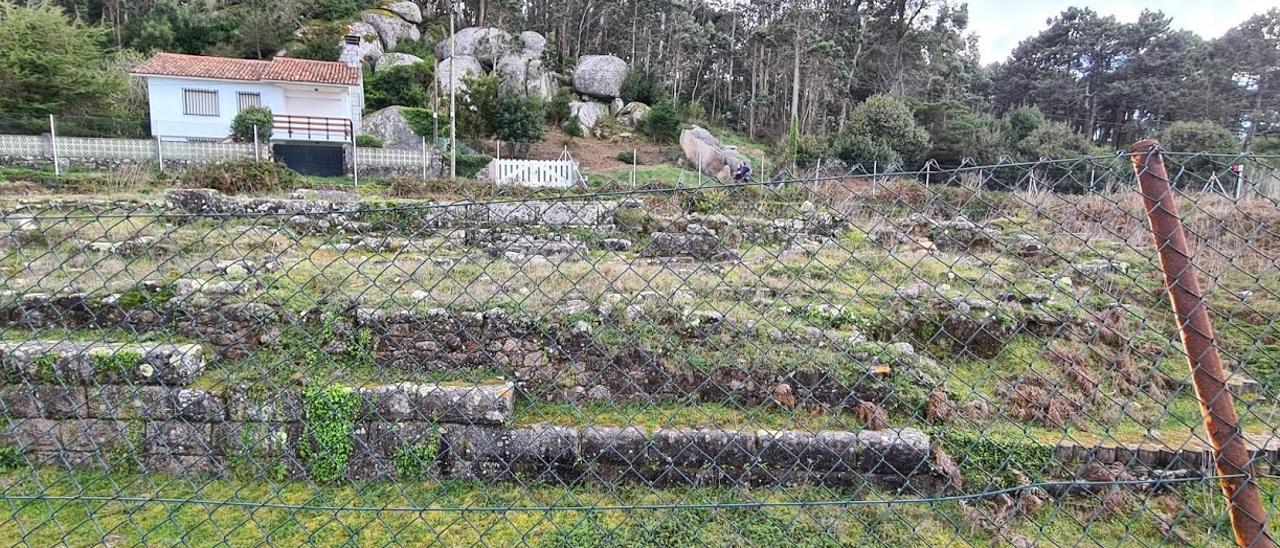 El yacimiento arqueológico de Adro Vello, en O Carreiro.