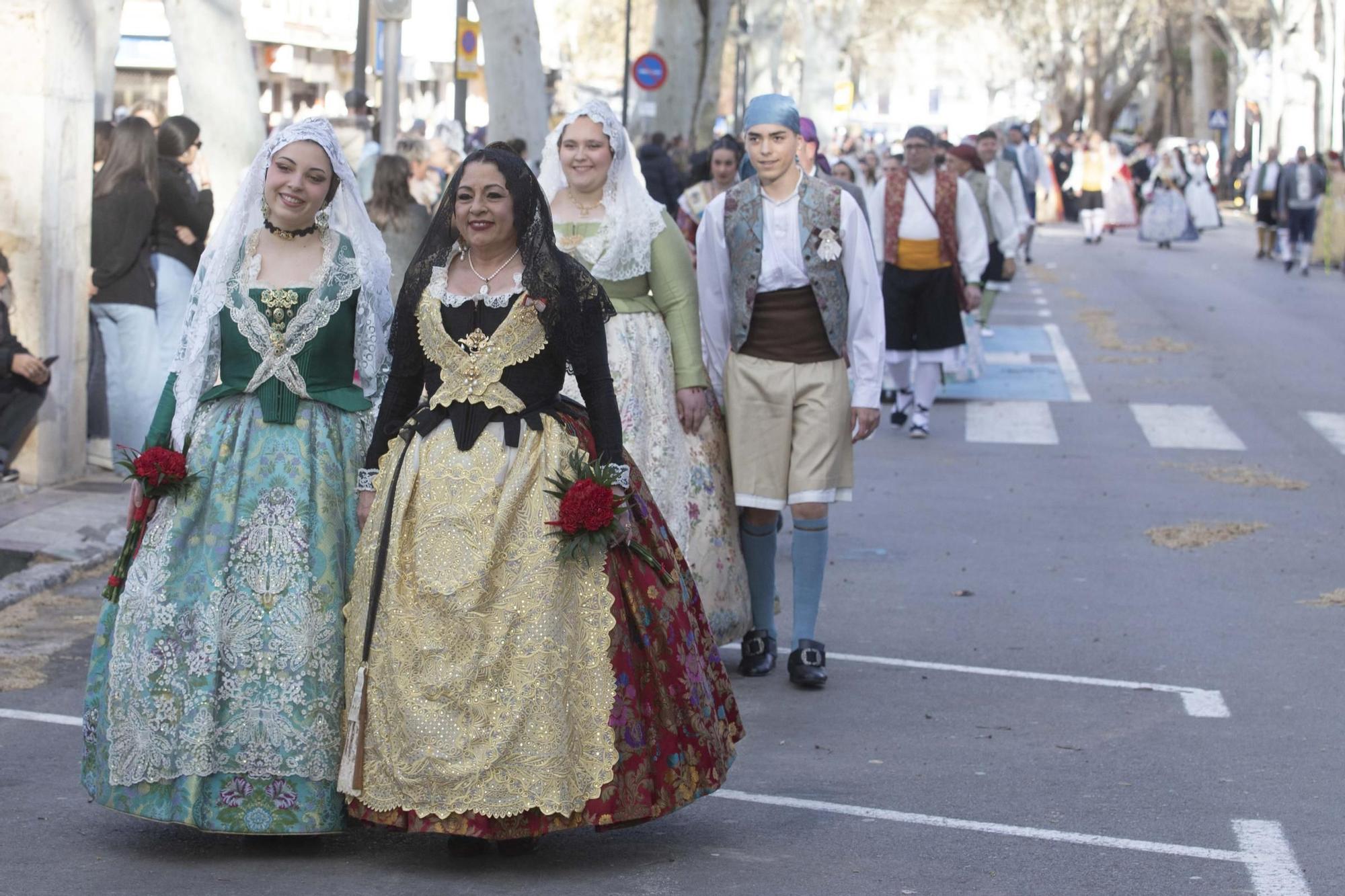 Búscate en la multitudinaria Ofrenda del sábado 22 de marzo en Xàtiva
