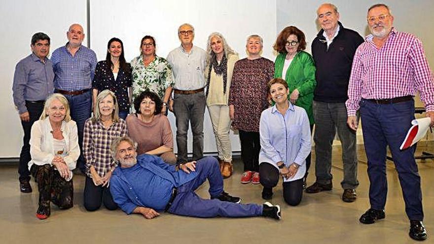 Actores del Grupo de Teatro del Centro Ágora, la semana pasada en un ensayo.