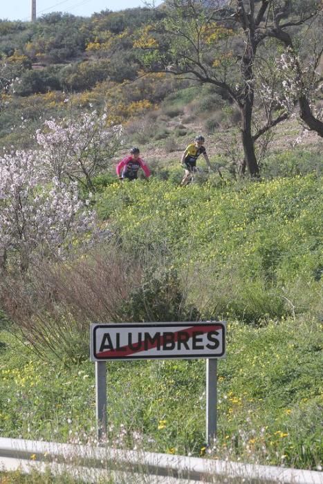 Copa Faster de bicicleta por montaña en Alumbres