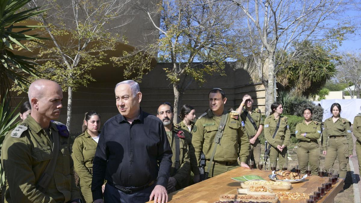 FRANJA DE GAZA (PALESTINA), 25/01/2024.- El primer ministro israelí, Benjamín Netanyahu