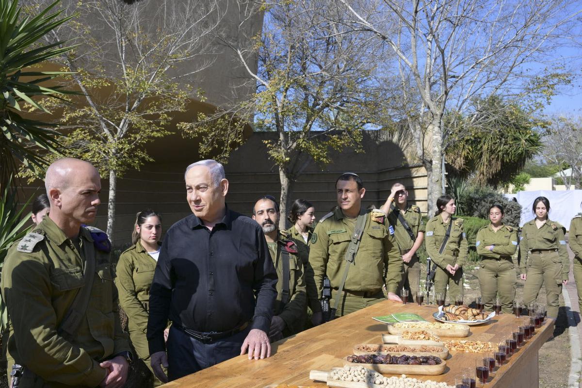 FRANJA DE GAZA (PALESTINA), 25/01/2024.- El primer ministro israelí, Benjamín Netanyahu