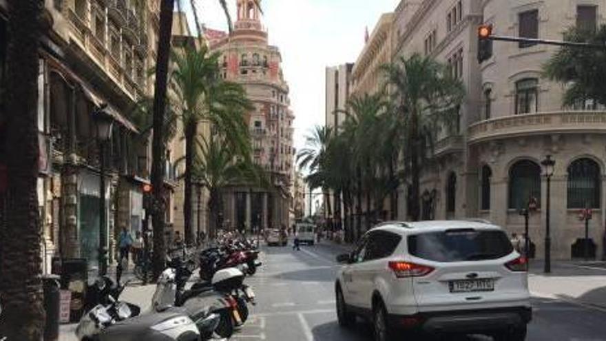 València triplica en tres años las  plazas de aparcamiento para motos