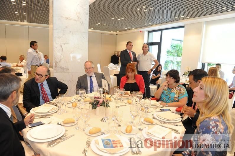 Comida de hermandad organizada por la Asociación Regional de Autoescuelas de Murcia (Aramur)