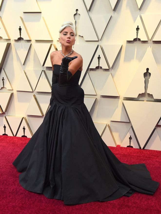 El homenaje a Alexander McQueen de Lady Gaga