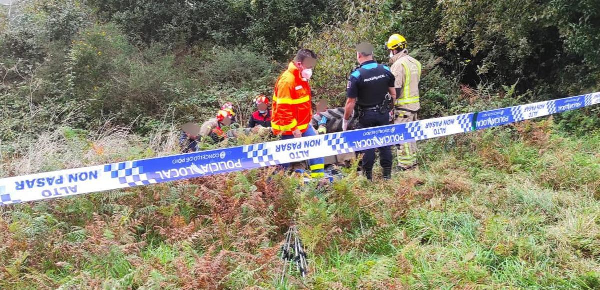 Efectivos en el punto en el que tuvo lugar el accidente.