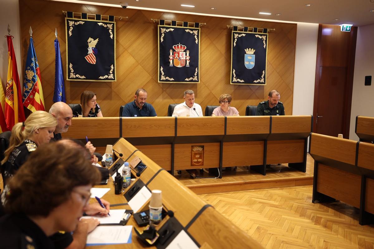 Burriana ratifica en una Junta Local de Seguridad extraordinaria el dispositivo del Arenal Sound 2026.