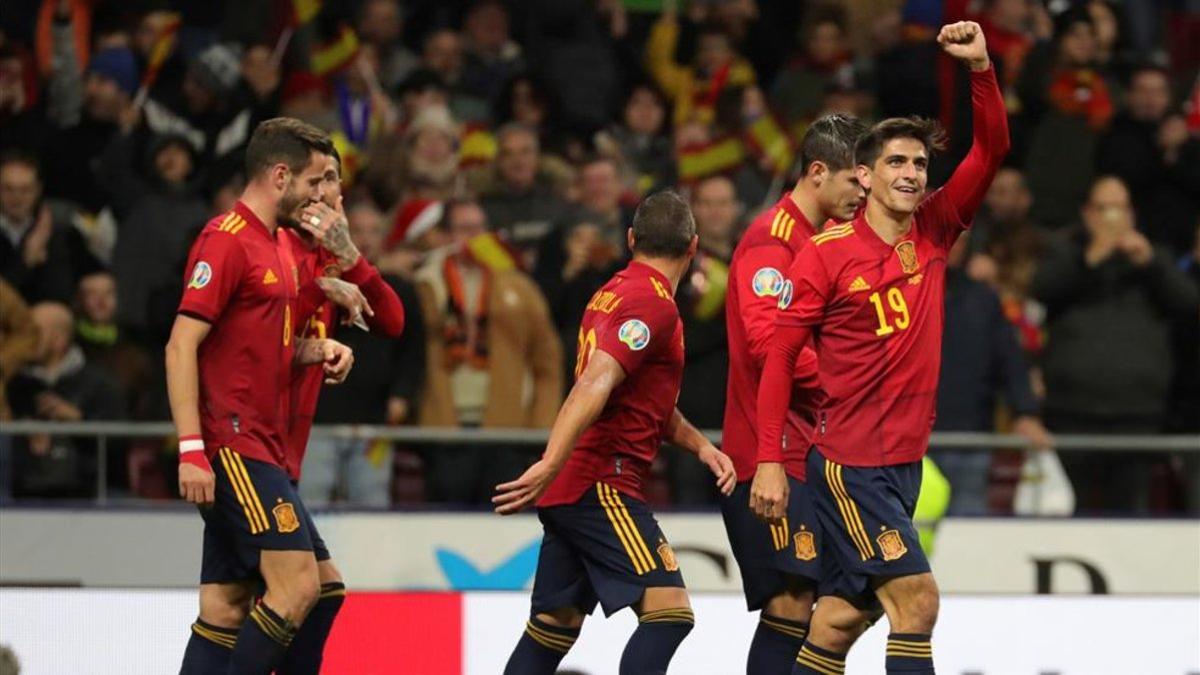 Jugadores de la selección española celebrando un gol