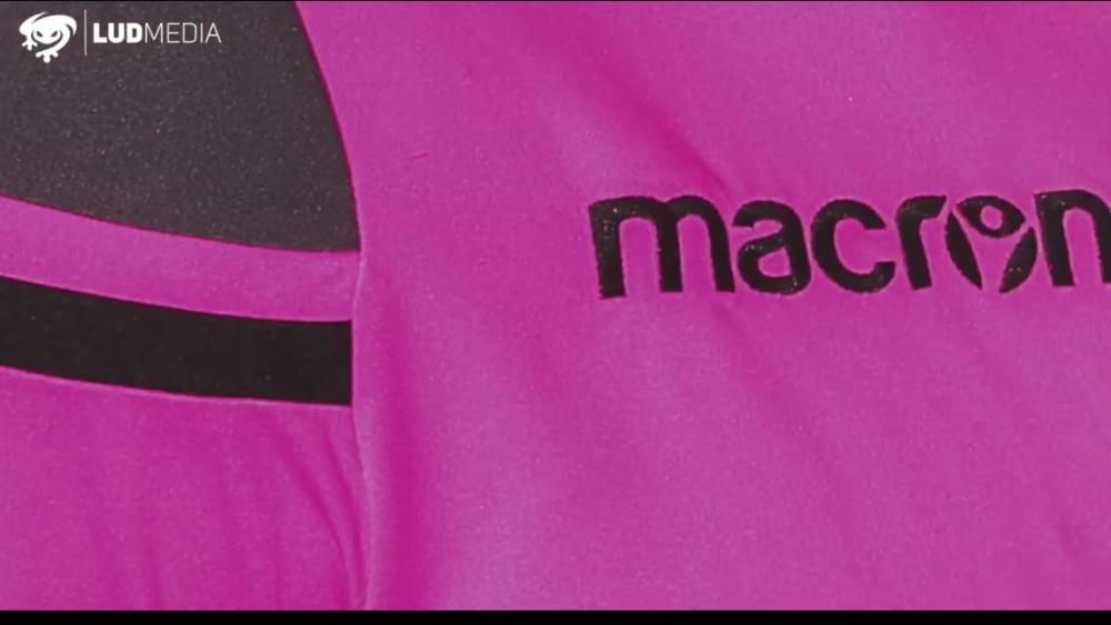 La camiseta rosa de entrenamiento del Levante