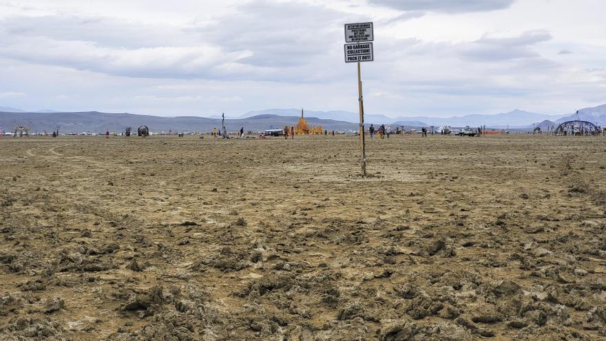 Les pluges torrencials deixen enfangat el festival Burning Man, a Nevada