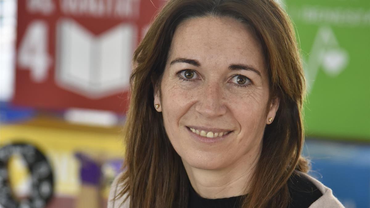 entrevista d  aquesta setmana de La Caixa   Monica Roman  directora de l  escola Els Pins  de Castelldefels