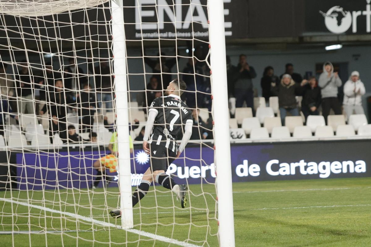 Todas las imágenes del encuentro entre el FC Cartagena y el CE Europa