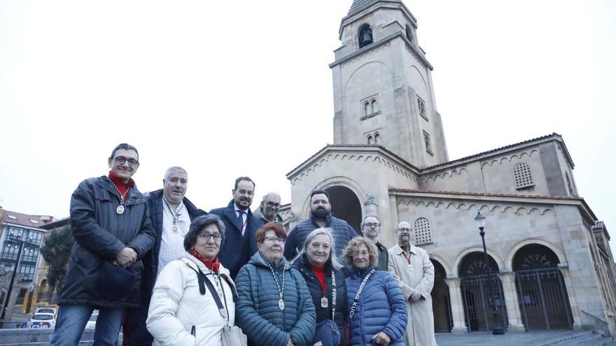 La Junta Mayor de Cofradías, Medalla de Plata de Gijón: un &quot;espaldarazo&quot; para una tradición