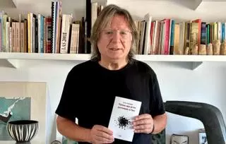 Carles Fabregat: «Los aforismos de mi libro, más que dar respuestas, plantean preguntas»
