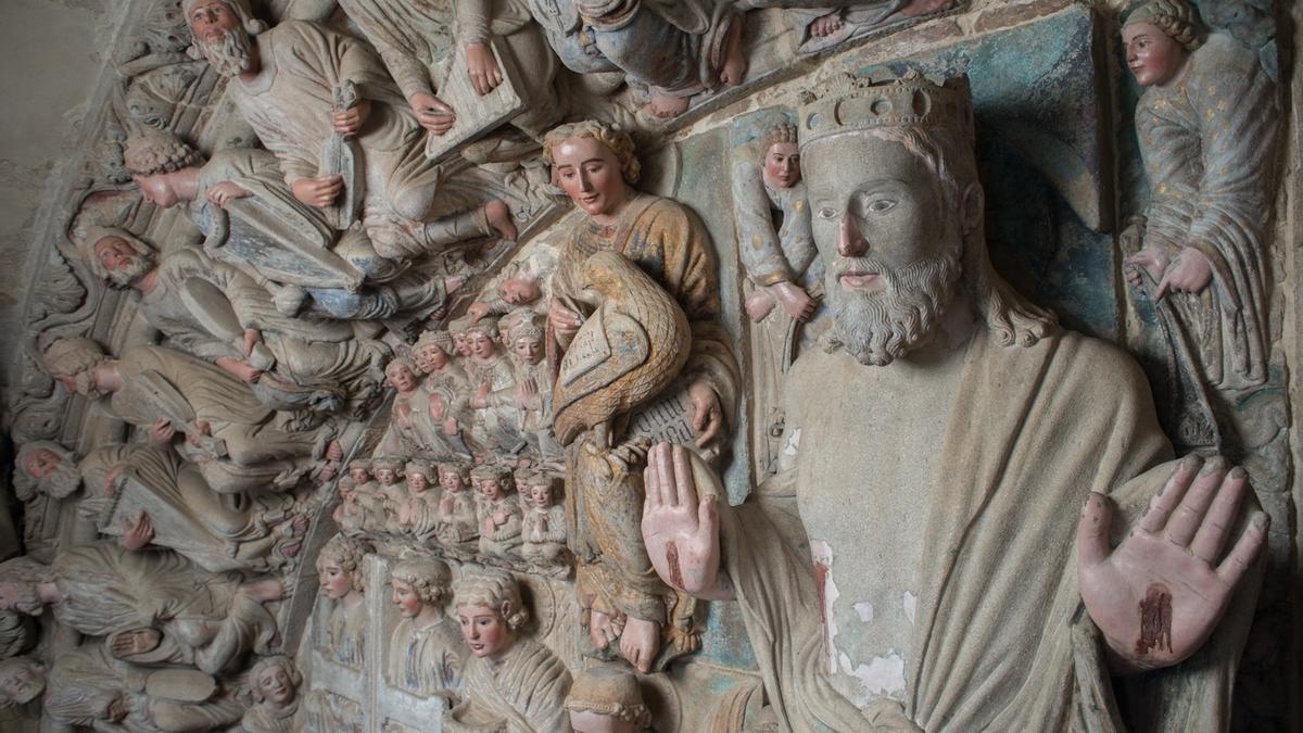 Pórtico de la Gloria de la Catedral de Santiago restaurado.