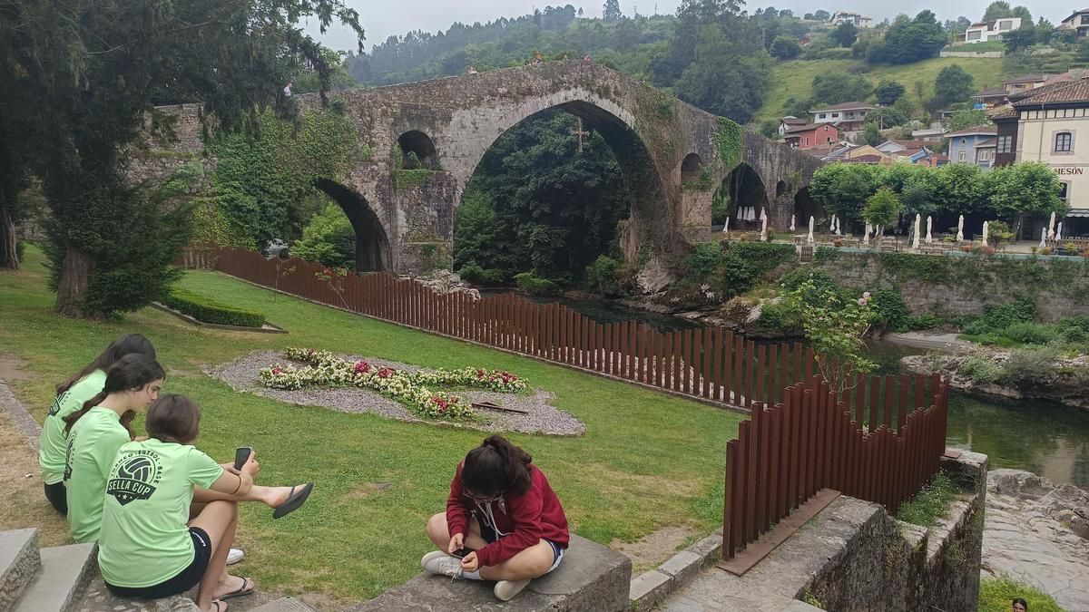 El puente "romano de Cangas de Onís, donde se desarrollarán los fuegos artificiales.