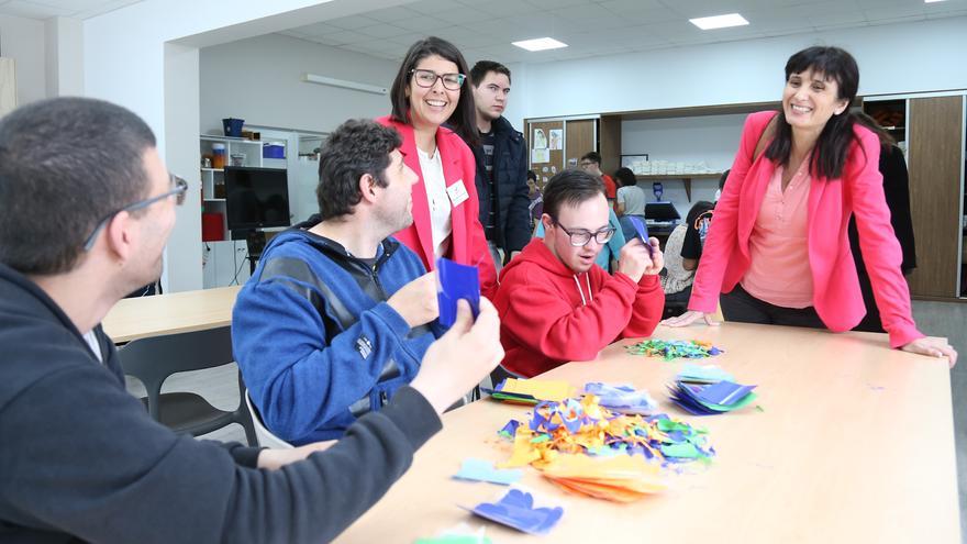 A Deputación da Coruña apoia o labor de 76 entidades sociais con 1,5 millóns de euros