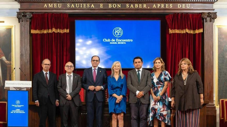 Seis rectores valencianos reconocidos con la medalla del Club de Encuentro Manuel Broseta