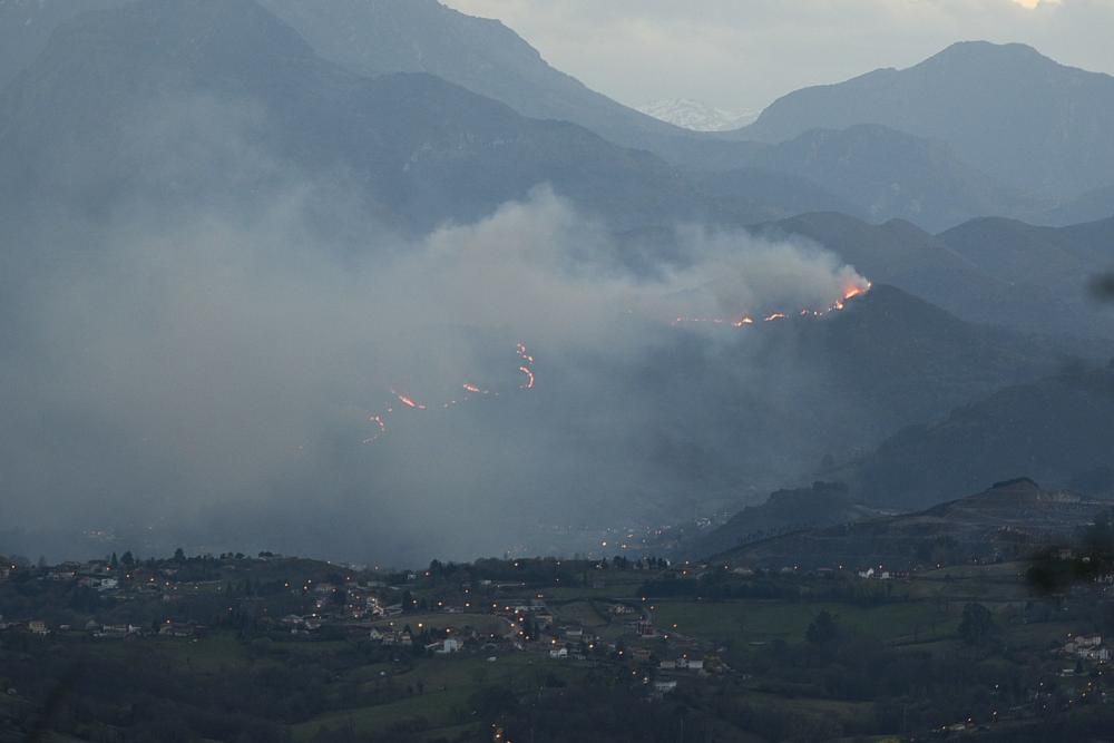 Fuego en la zona de Oviedo
