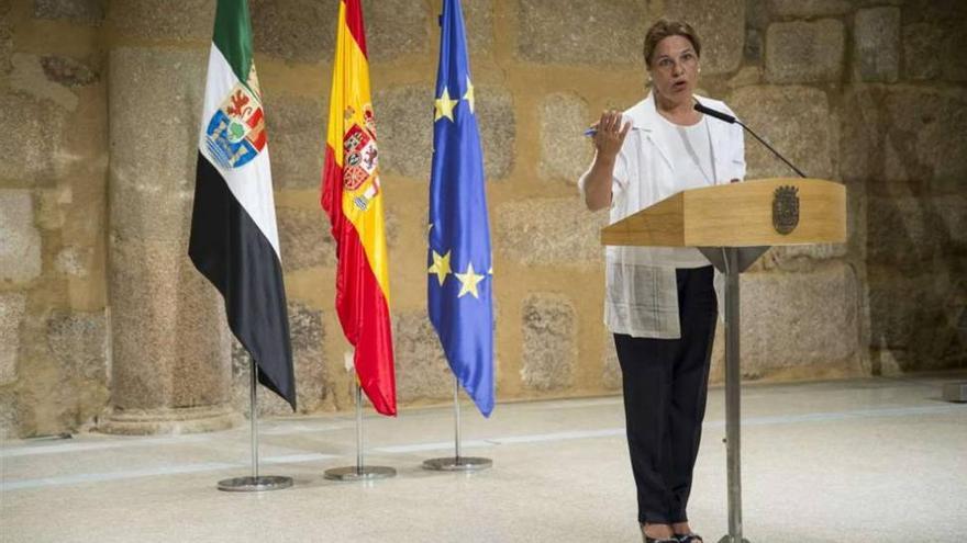 La Junta dice que Extremadura no cumple en déficit, deuda y proveedores