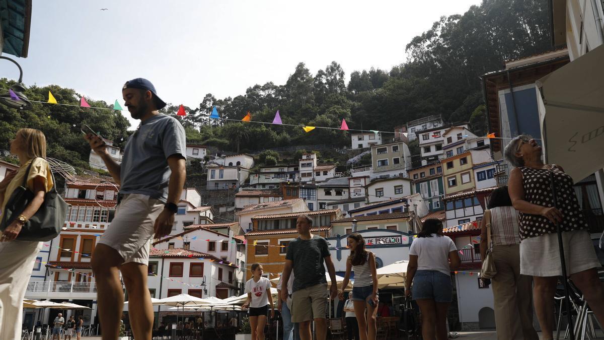 VÍDEO: ¿Tendrán que pagar los asturianos la tasa turística si realizan una escapada dentro de su propia región?