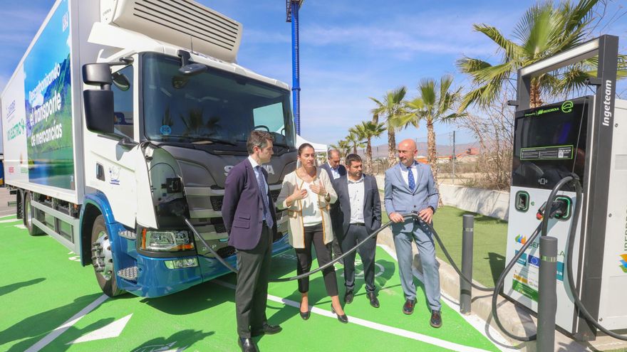 Inauguran en San Isidro el primer punto de recarga eléctrica del corredor mediterráneo para el transporte pesado