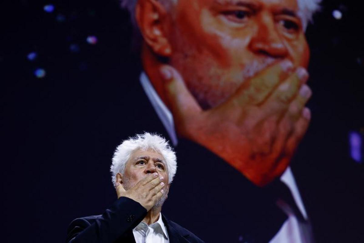 Pedro Almodóvar gana el León de Oro en Venecia