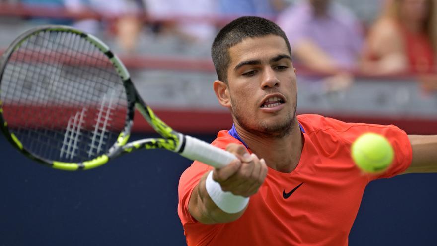 Carlos Alcaraz cae en el Masters 1.000 de Montreal en su estreno