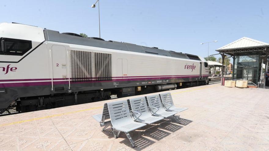 Renfe lanza descuentos de hasta el 57% para ir a Madrid y Barcelona desde la Región