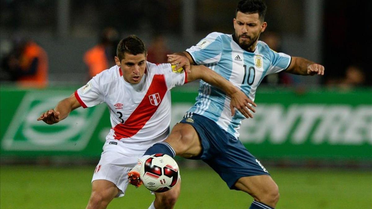 Aldo Corzo es habitual convocado en la selección peruana