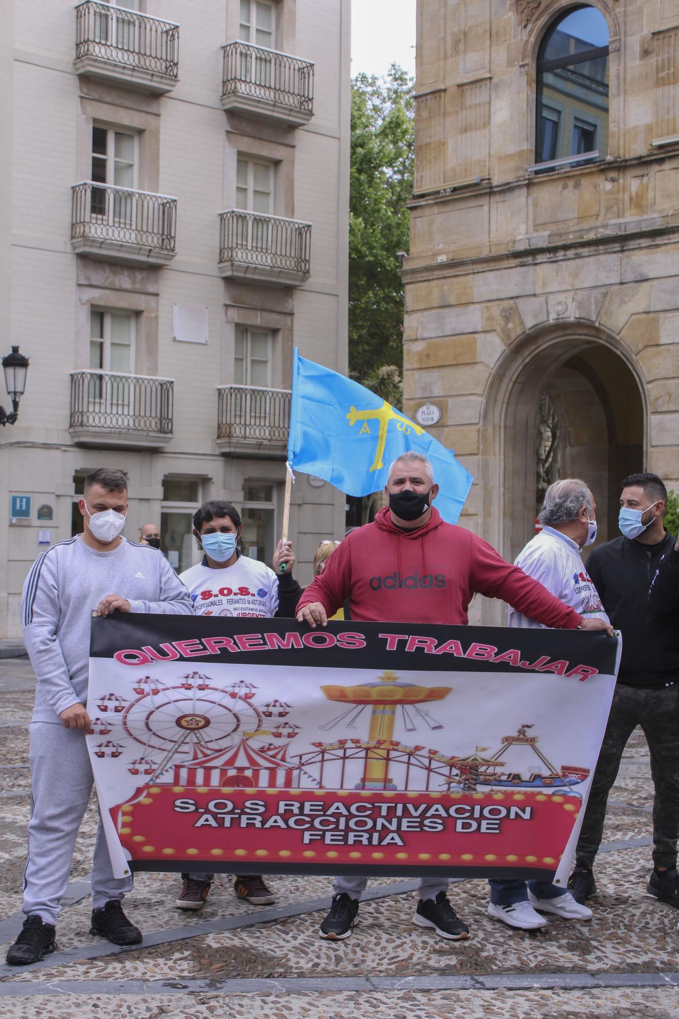 Los feriantes vuelven a movilizarse en Gijón