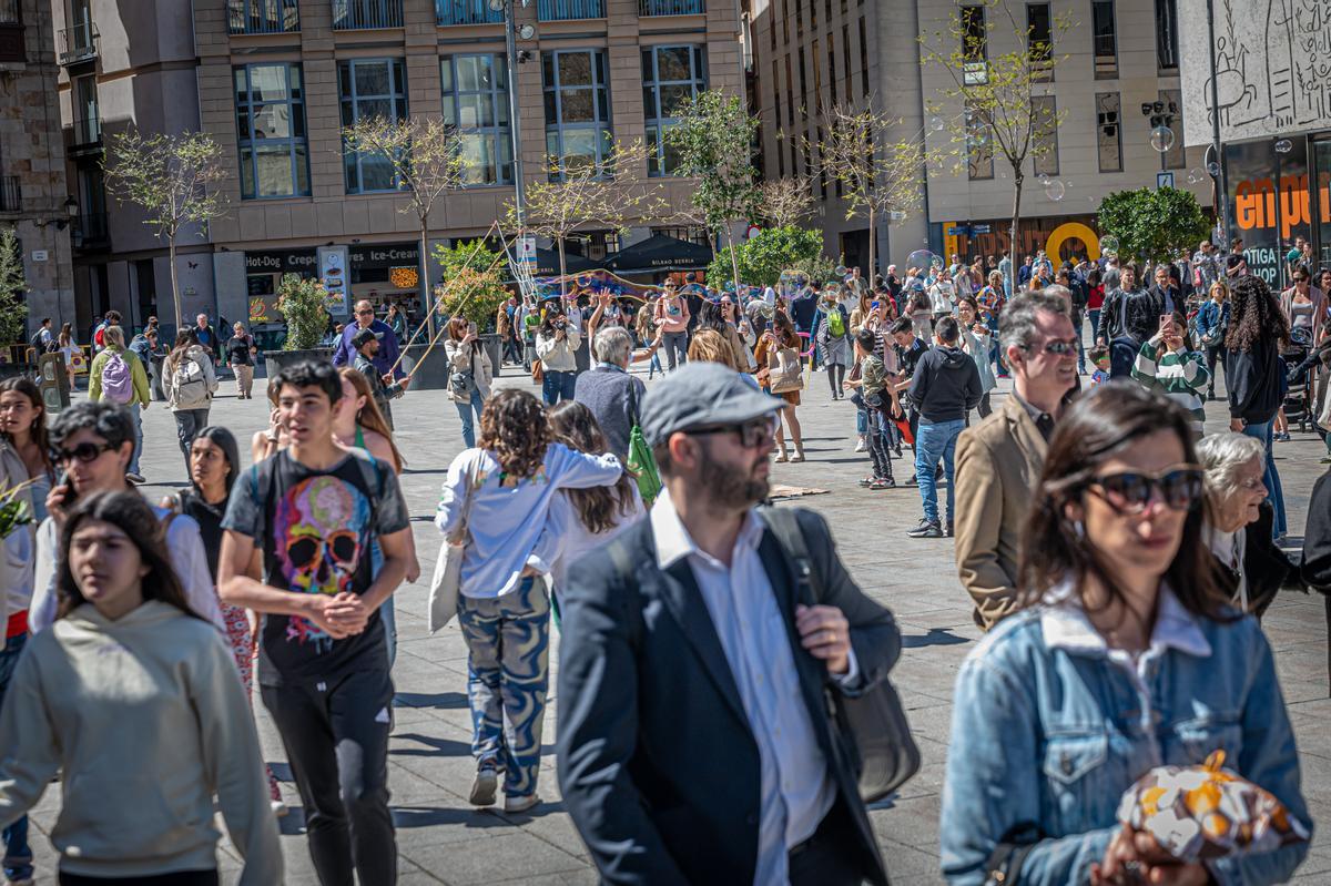 Los turistas inundan Barcelona en Semana Santa