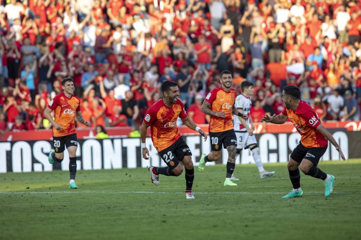 Ángel celebra su gol ante el Rayo Vallecano.