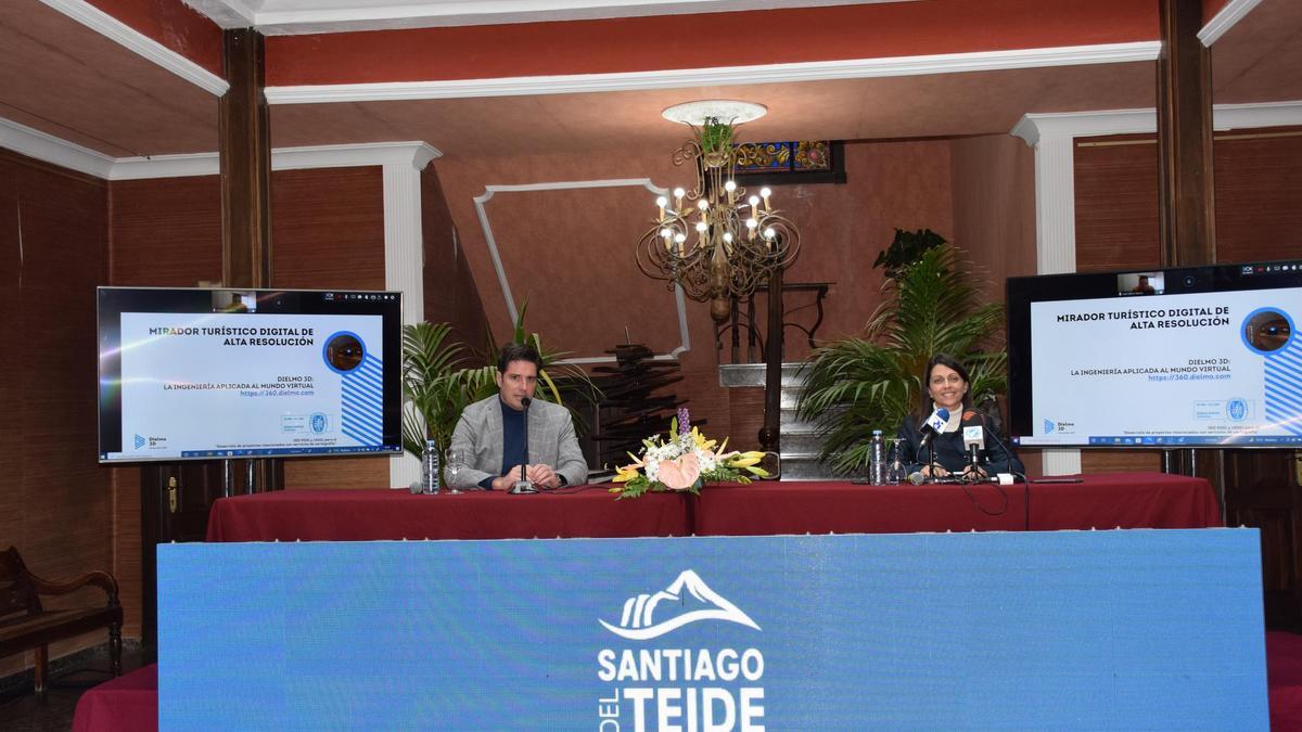 El Alcalde presentó el nuevo “Mirador Virtual Interactivo” vinculado a la promoción turística de Santiago del Teide