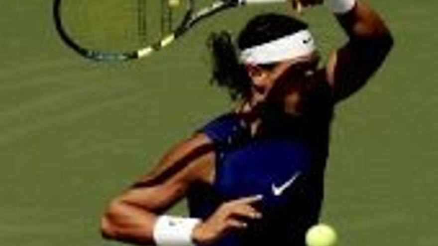 Nadal: &quot;No me puedo comparar con Federer en pista rápida&quot;