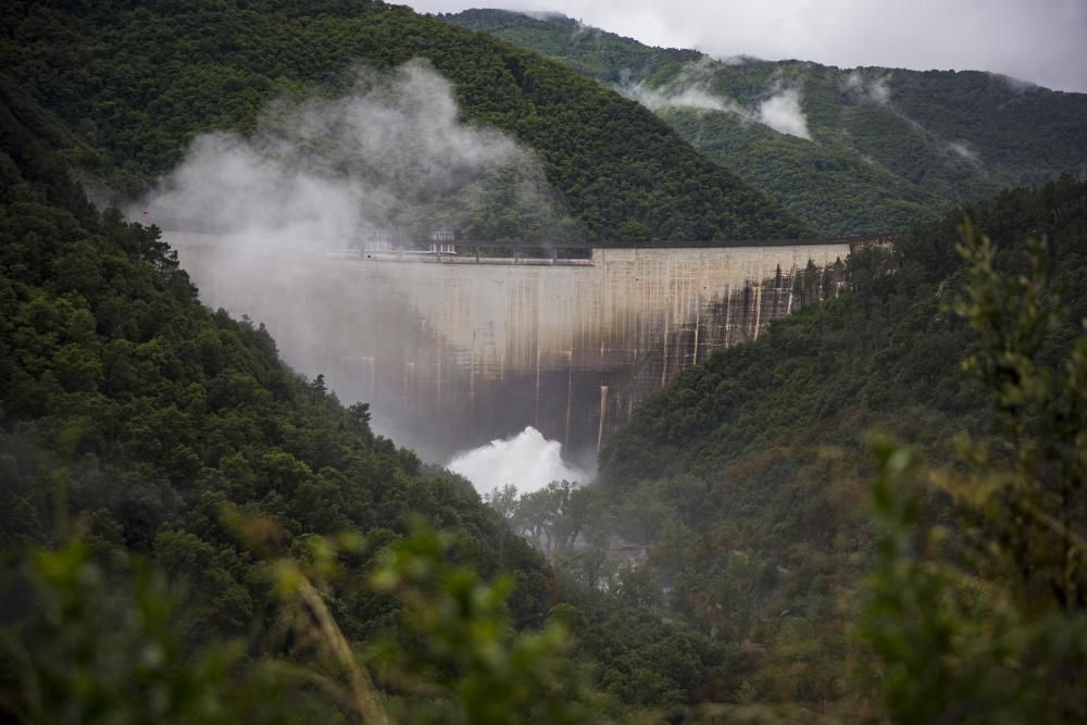 Desembassen el pantà de Susqueda després de les últimes pluges