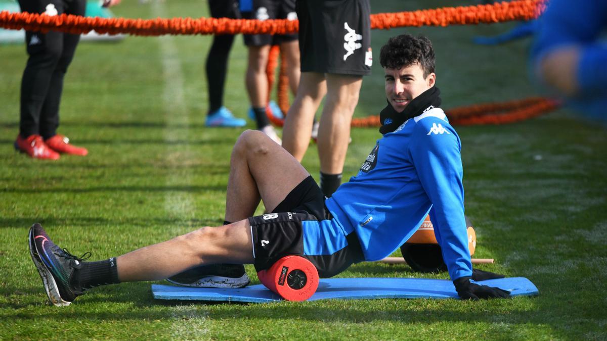 Diego Aguirre, durante un entrenamiento.