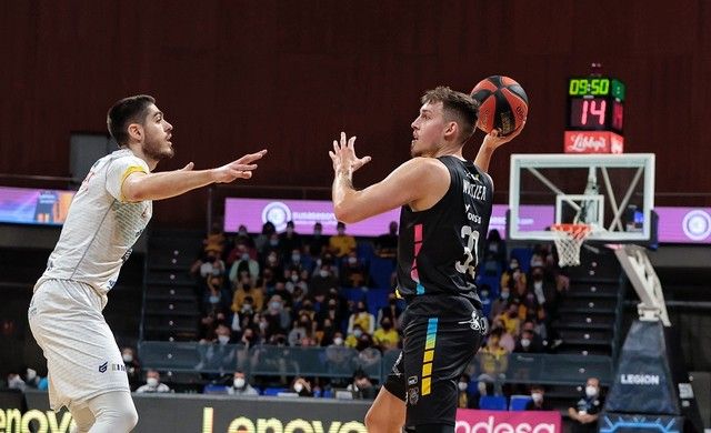 Partido de la Liga Endesa: Lenovo Tenerife - Monbus Obradoiro