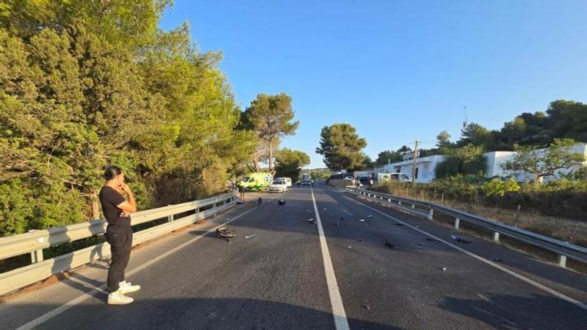 Accident in Sant Josep forces the road to be closed.