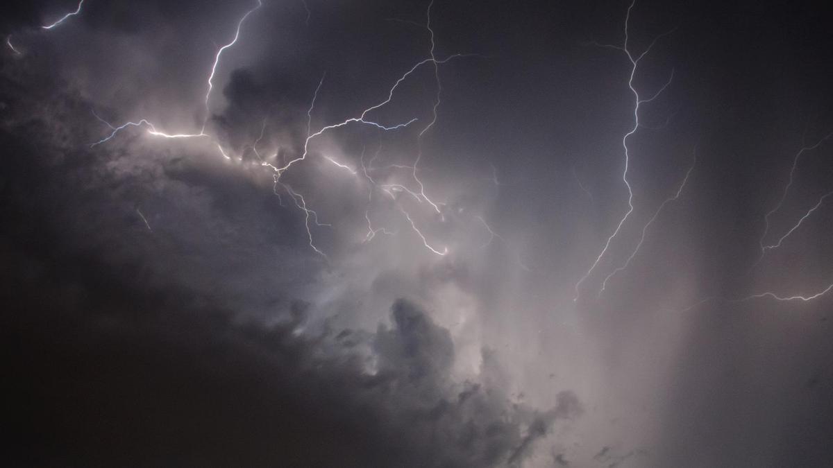 Imagen archivo: Tormenta eléctrica