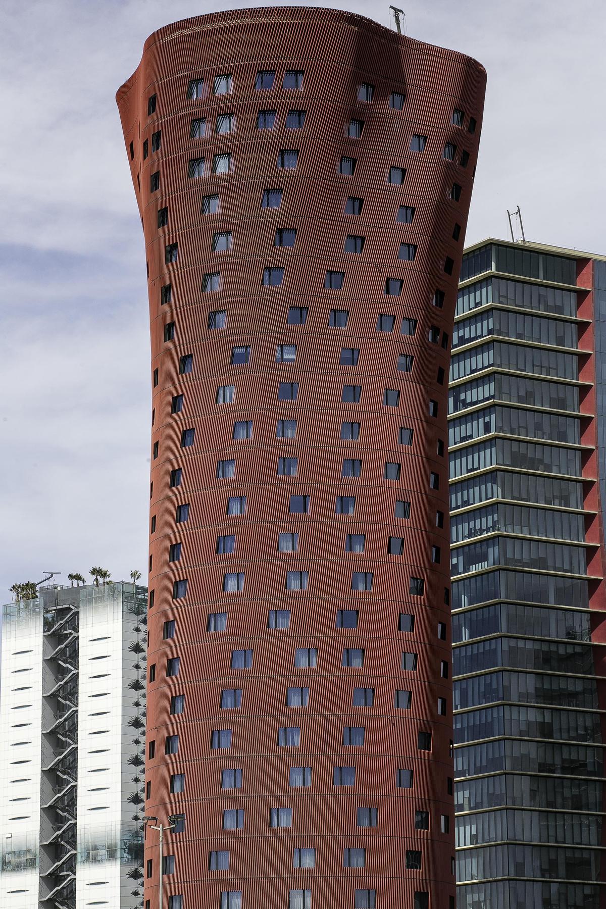 La milla Pritzker de LHospitalet: cuatro edificios de autores premiados se concentran en la misma avenida