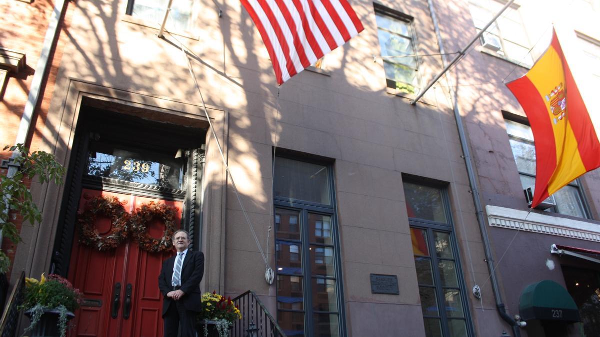 Antonio Morales Milanés, diplomático murciano, natural de Monteagudo, que preside en Nueva York La Nacional–Spanish Benevolent Society.
