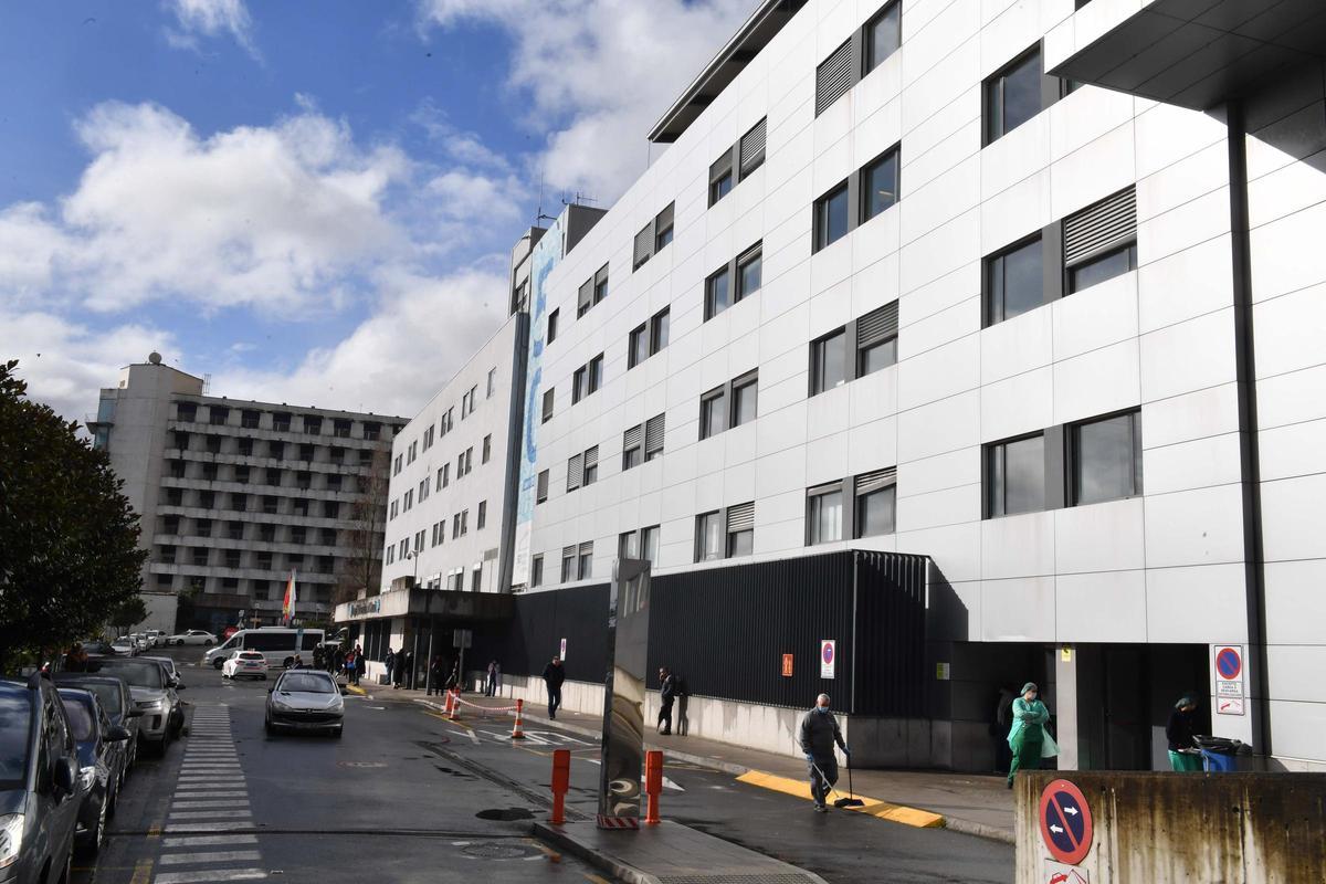 Fachada del Hospital Universitario de A Coruña (chuac).