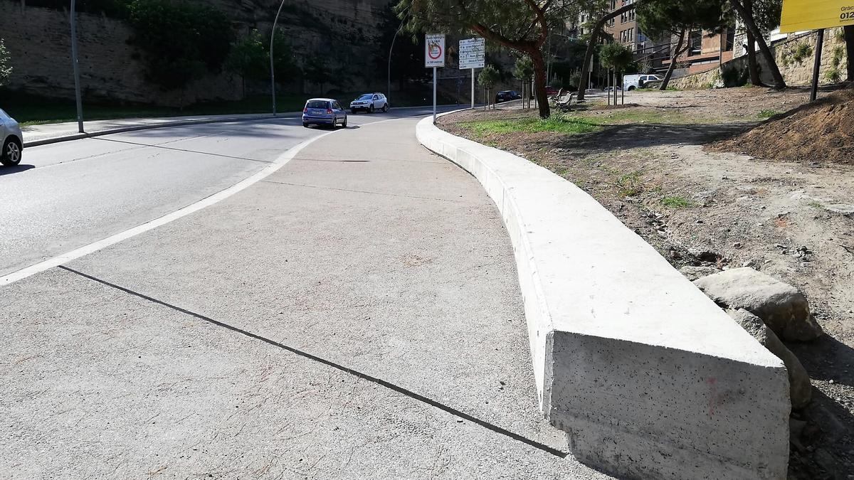 L'accés al Camí de la Cova de Manresa pel carrer de Sant Marc després de les obres