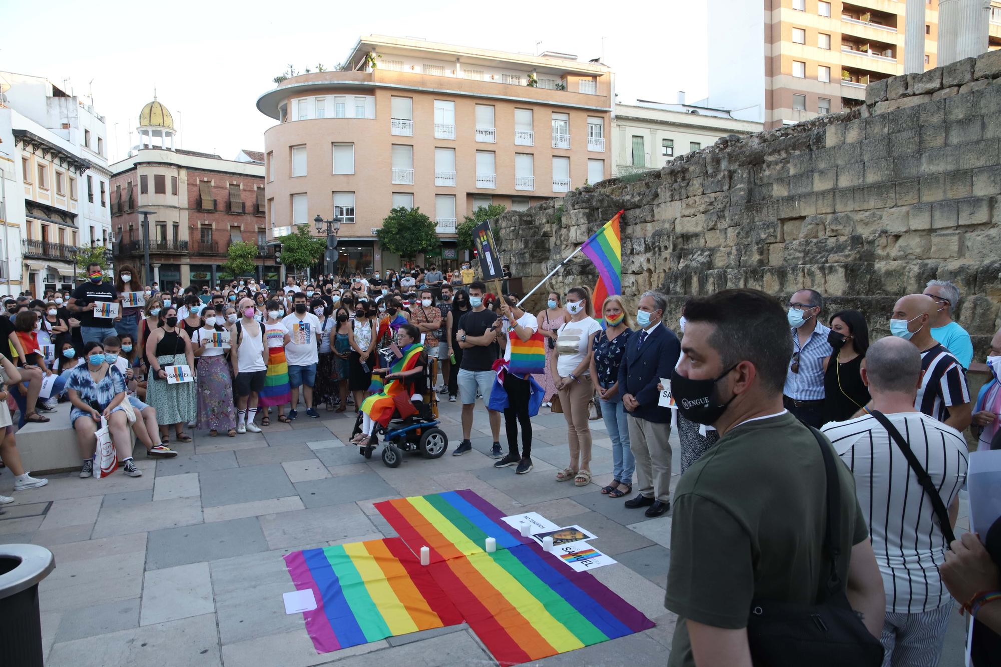 Cientos de personas exigen en Córdoba "justicia" por el asesinato de Samuel Luiz