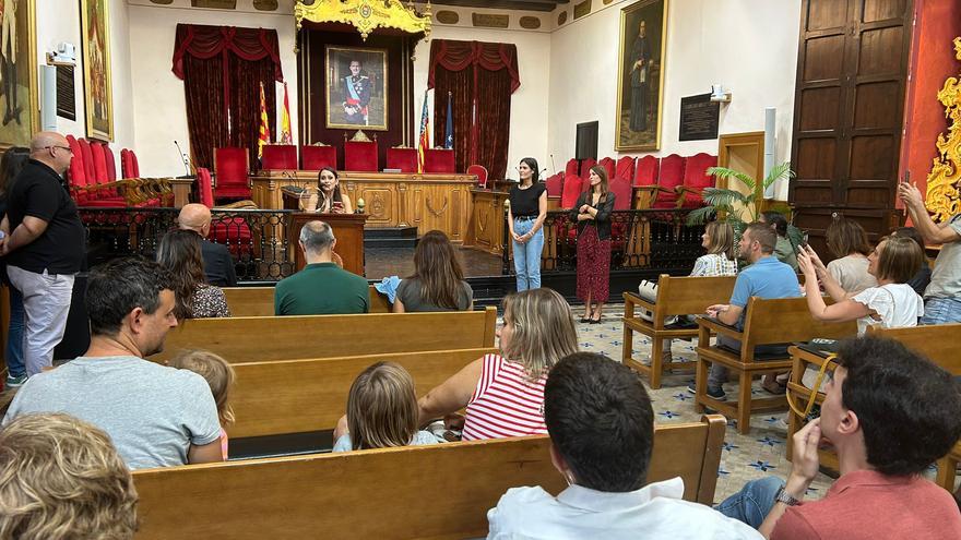 Entrega en Elche sin repercusión social de los premios literarios en valenciano