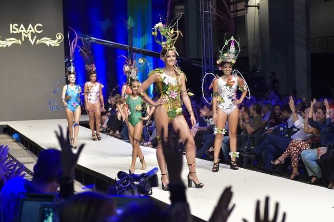 Pasarela Carnaval Fashion World, en el Parque ...